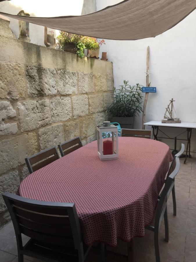 Maison Au Bord De Mer Saintes-Maries-de-la-Mer Exteriör bild